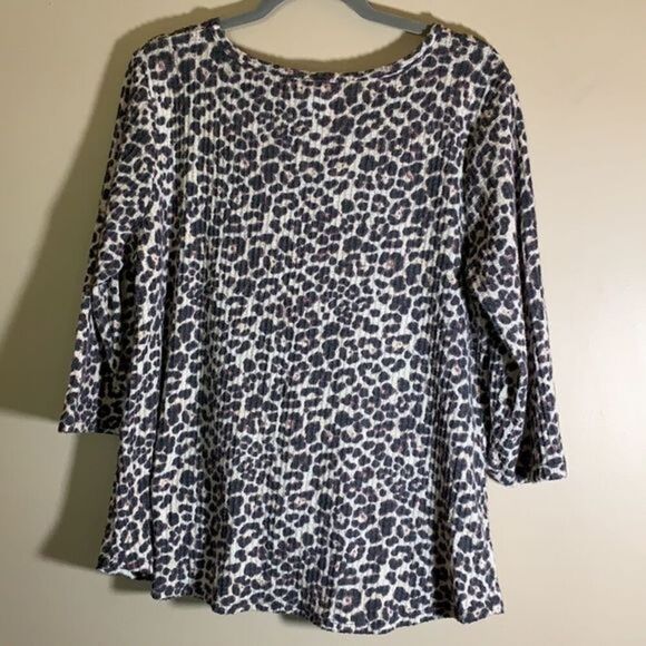 Pebble & Stone (Anthropologie) Animal Print Top - Picture 2 of 4